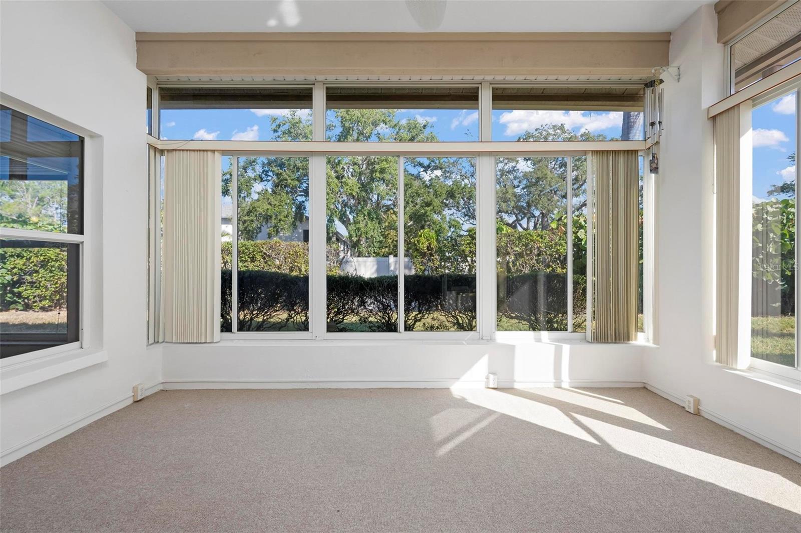 Image 15 of 48 For 4310 Turnberry Court