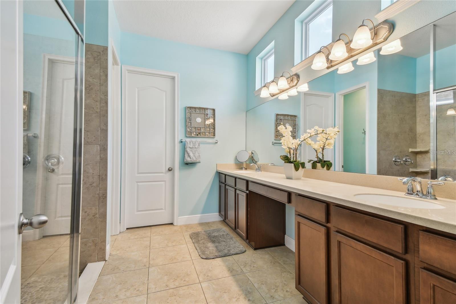 Image 38 of 72 For 11307 Quiet Forest Drive