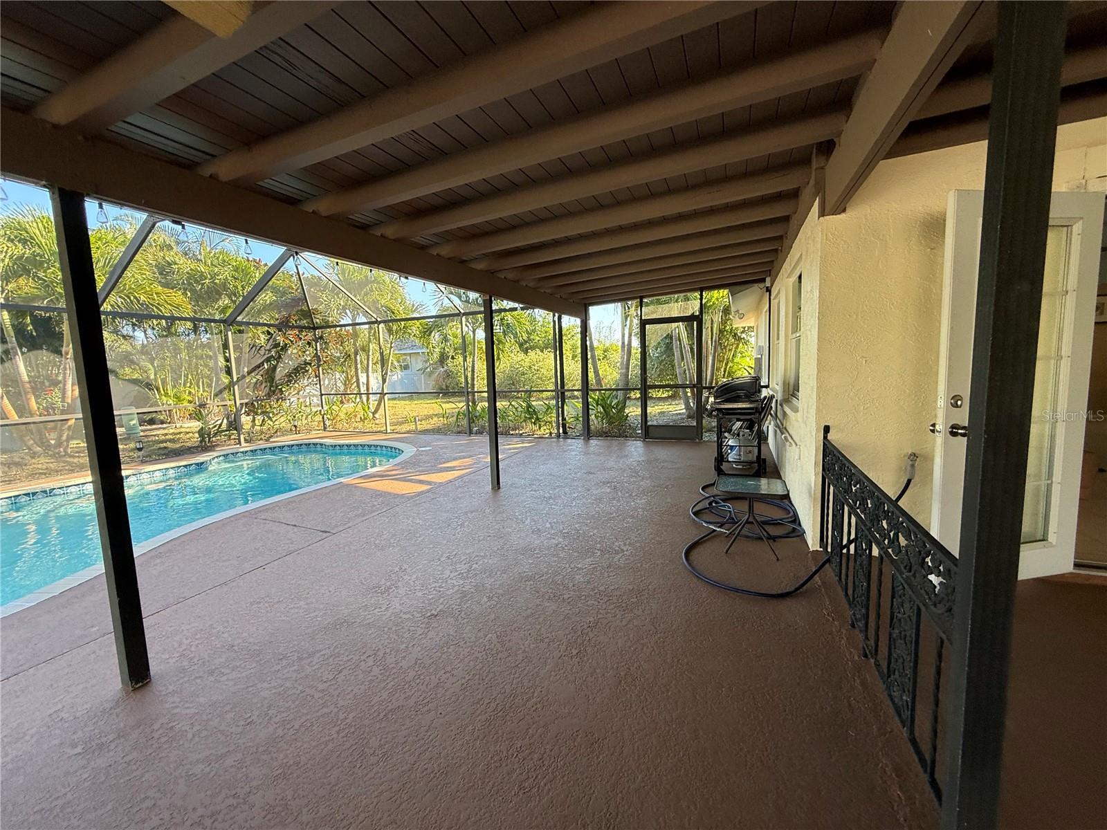 Image 26 of 52 For 819 Gondola Drive