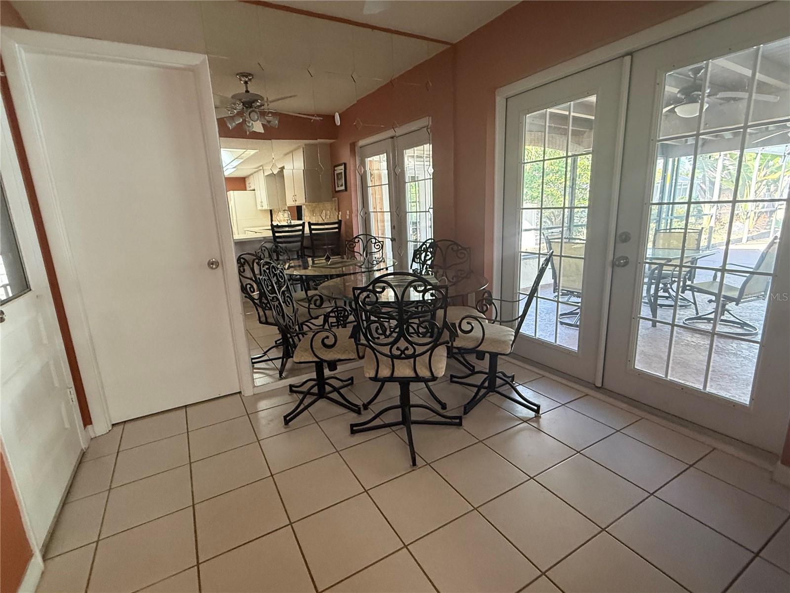 Image 50 of 52 For 819 Gondola Drive