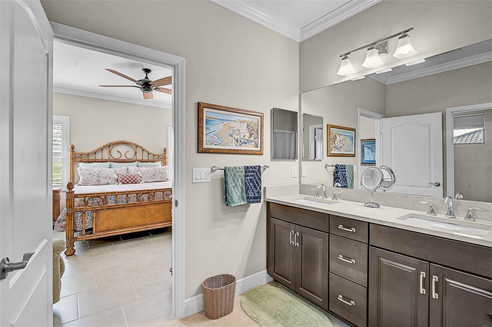 Image 18 of 34 For 408 Casalino Drive