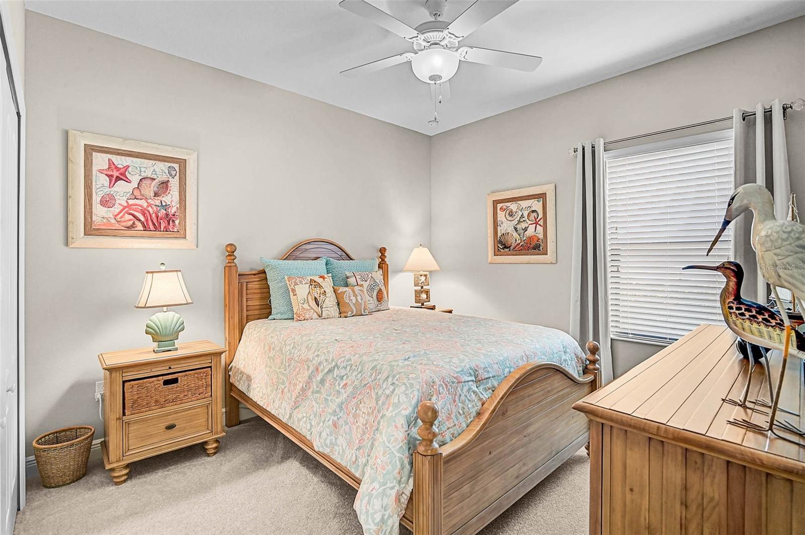 Image 19 of 34 For 408 Casalino Drive