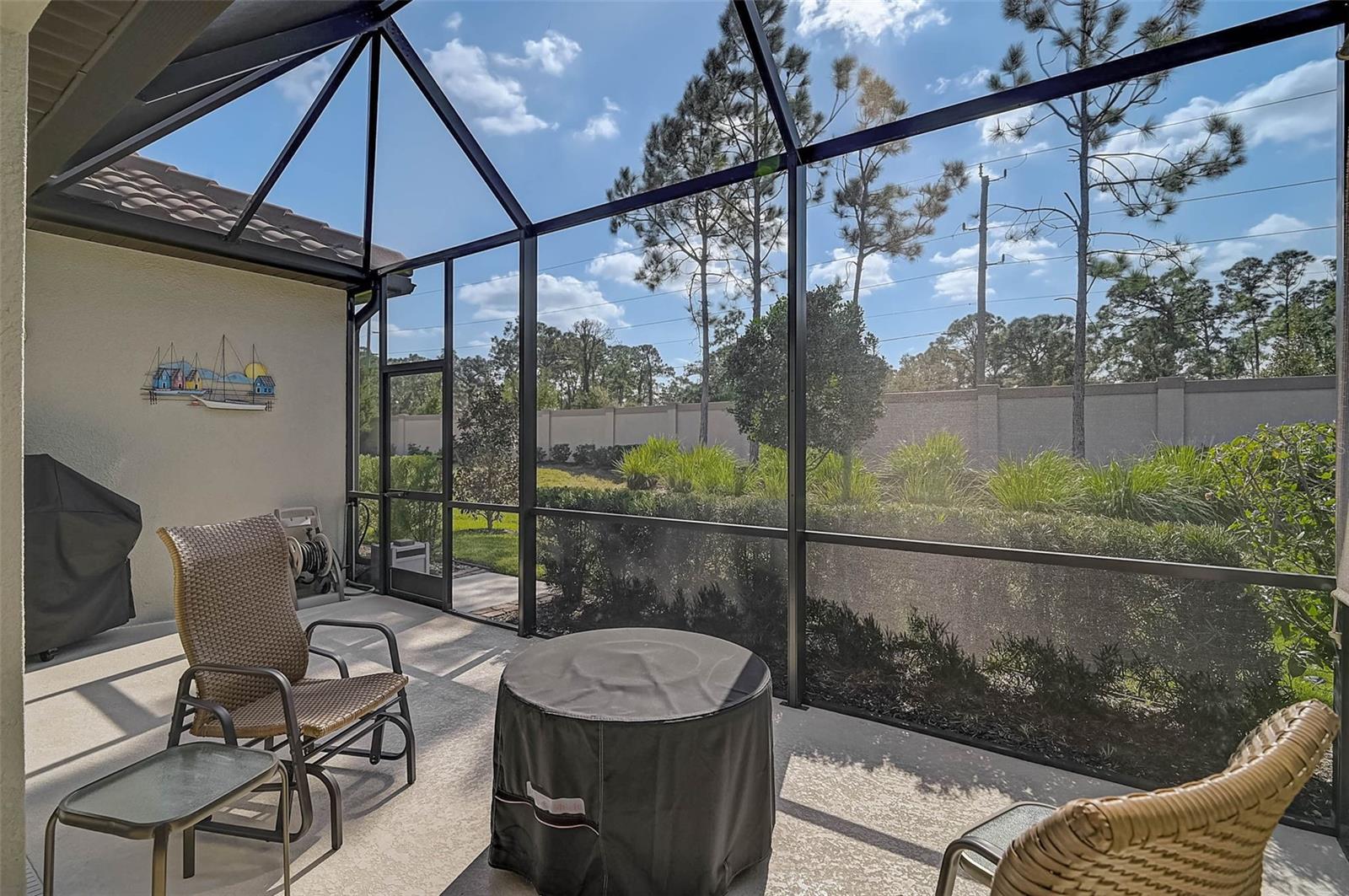 Image 25 of 34 For 408 Casalino Drive