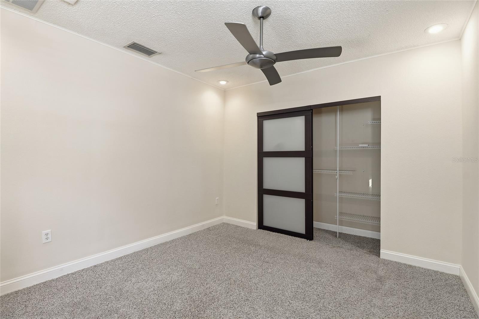 Image 13 of 30 For 3305 Island Date Circle