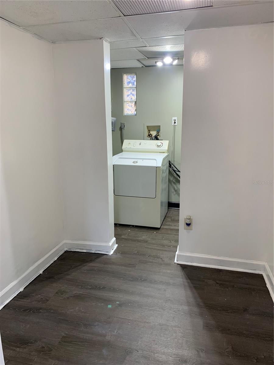 Image 22 of 29 For 2918 Long Rifle Drive