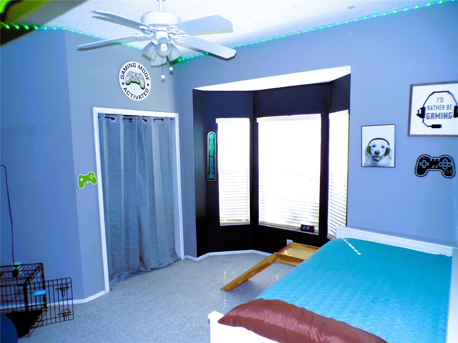 Image 25 of 38 For 6104 65th Court E