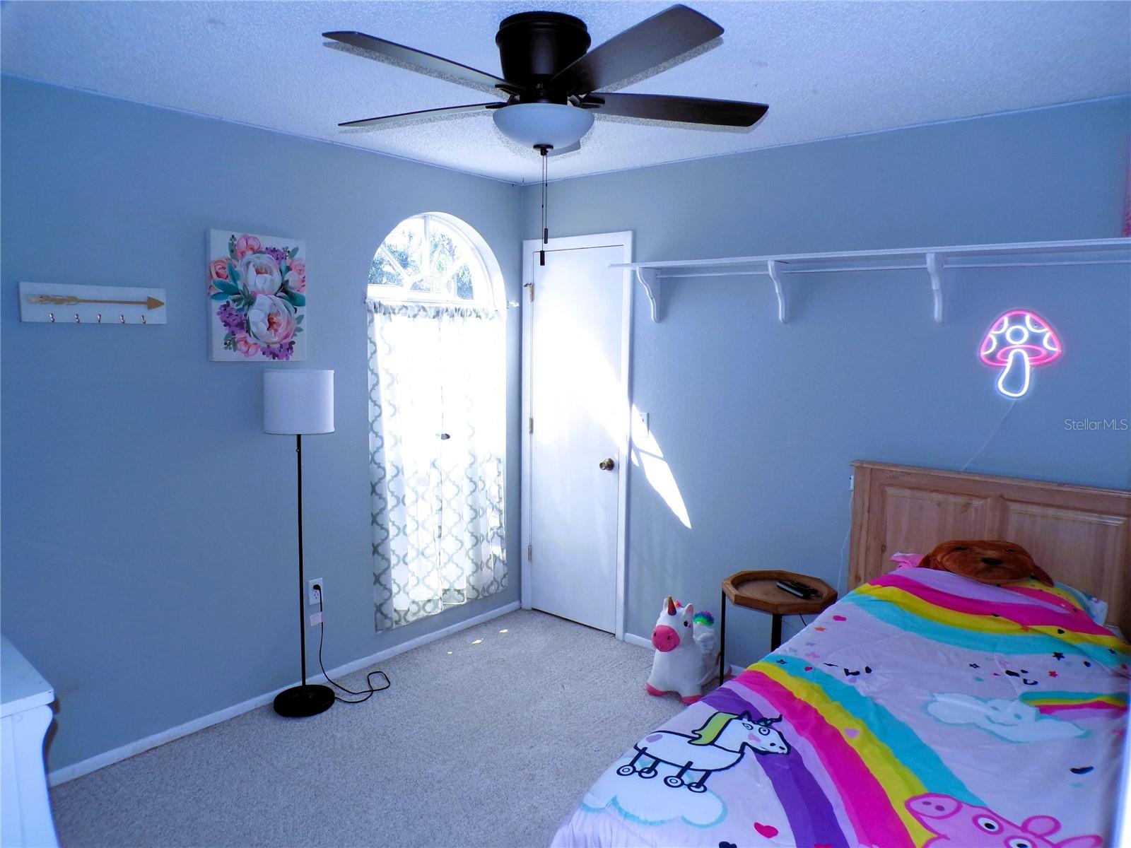 Image 26 of 38 For 6104 65th Court E