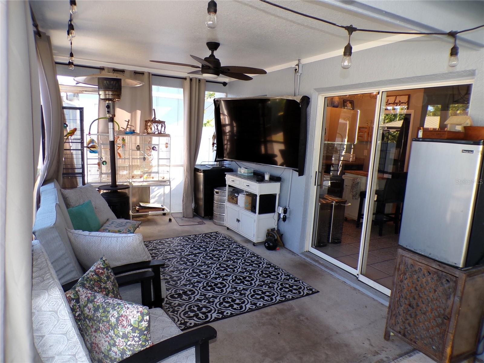 Image 33 of 38 For 6104 65th Court E