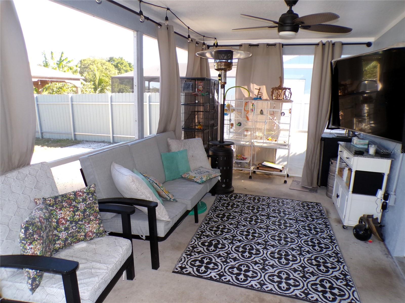 Image 34 of 38 For 6104 65th Court E