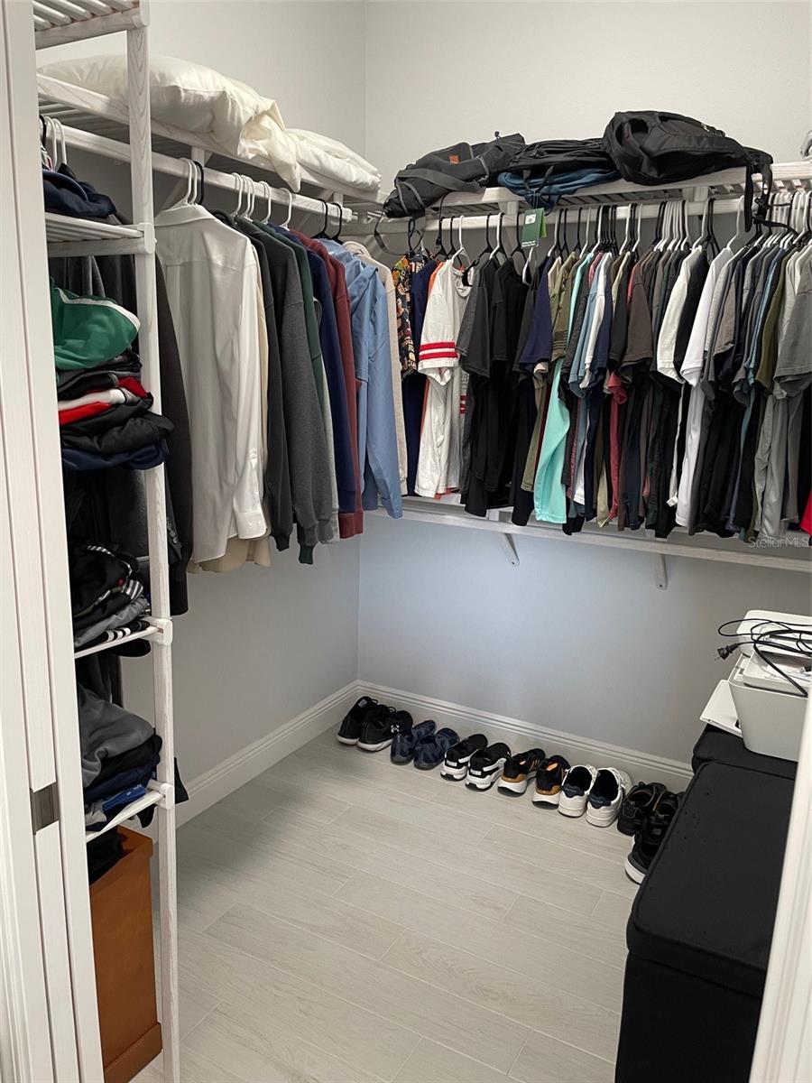 Image 27 of 53 For 549 Tarpon Boulevard Nw