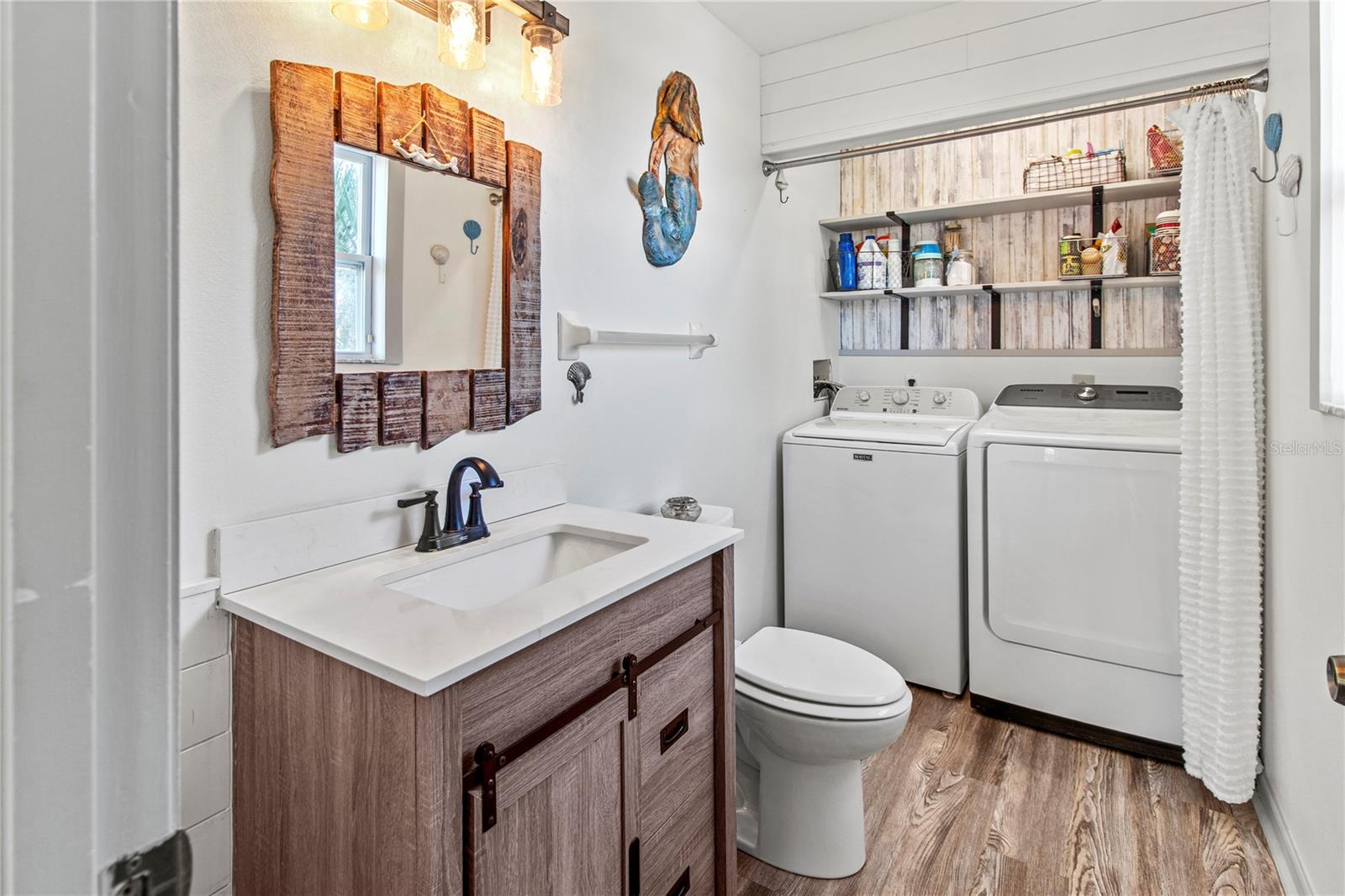 Image 20 of 77 For 6250 Holmes Boulevard 51