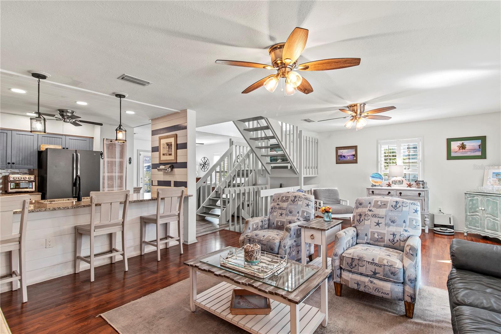 Image 23 of 77 For 6250 Holmes Boulevard 51