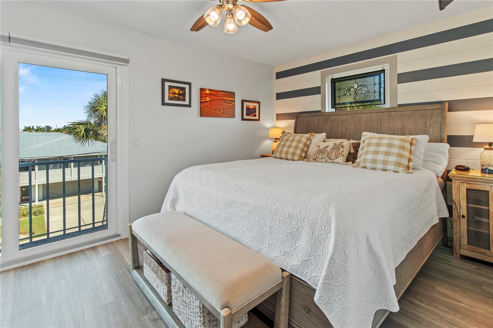 Image 39 of 77 For 6250 Holmes Boulevard 51