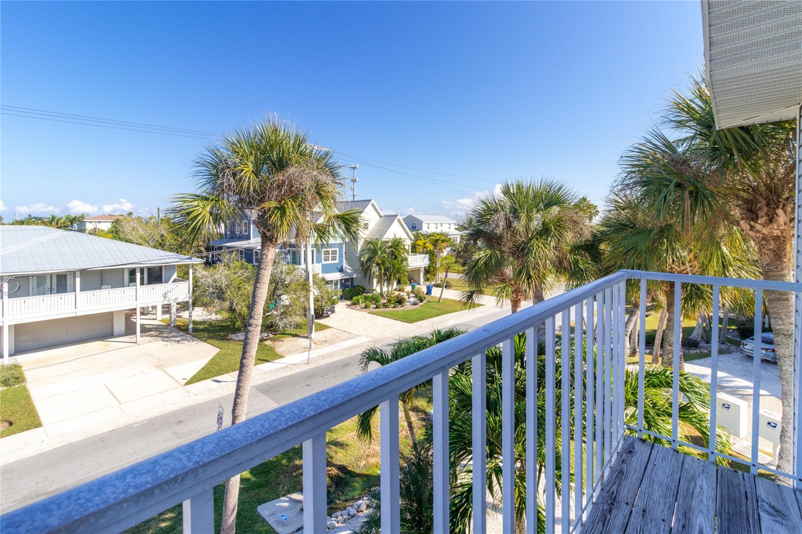 Image 42 of 77 For 6250 Holmes Boulevard 51