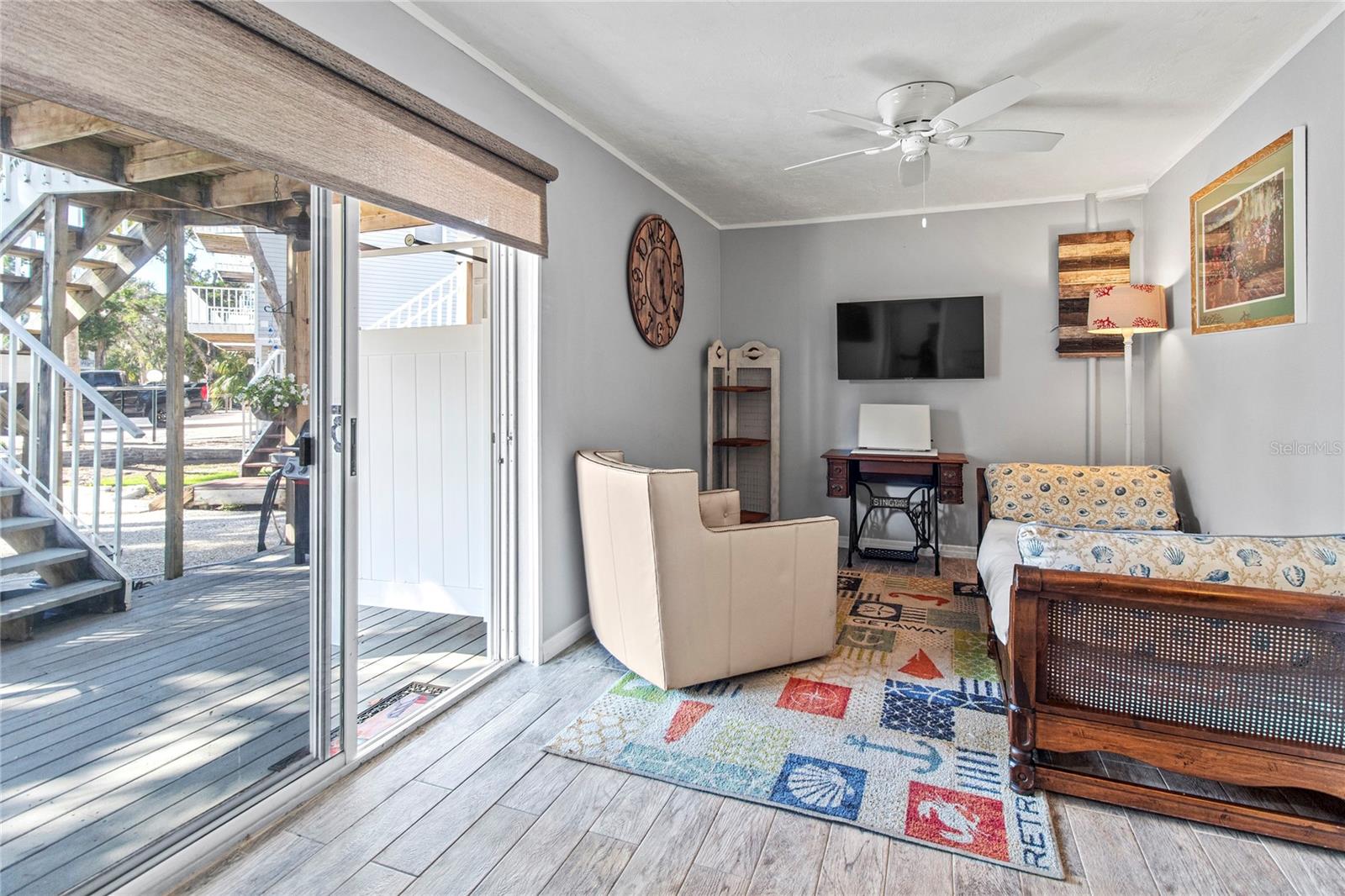 Image 51 of 77 For 6250 Holmes Boulevard 51