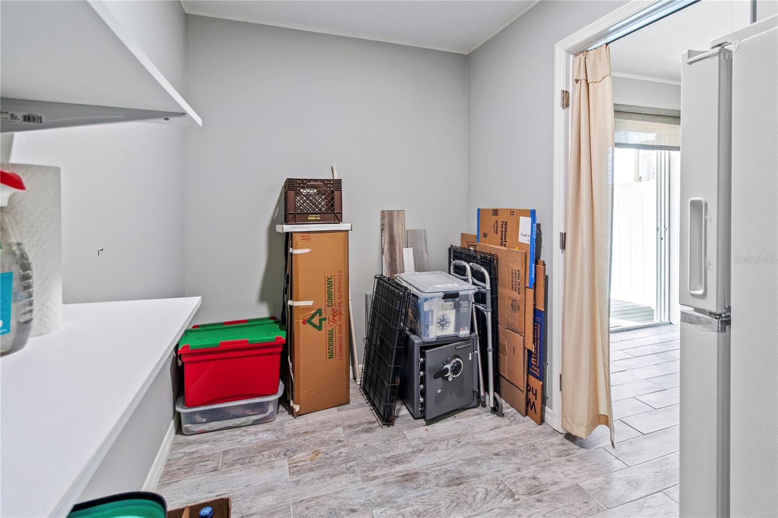 Image 54 of 77 For 6250 Holmes Boulevard 51