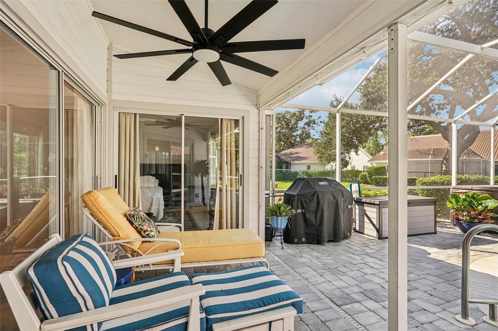 Image 19 of 39 For 3821 Garden Lakes Estates Drive