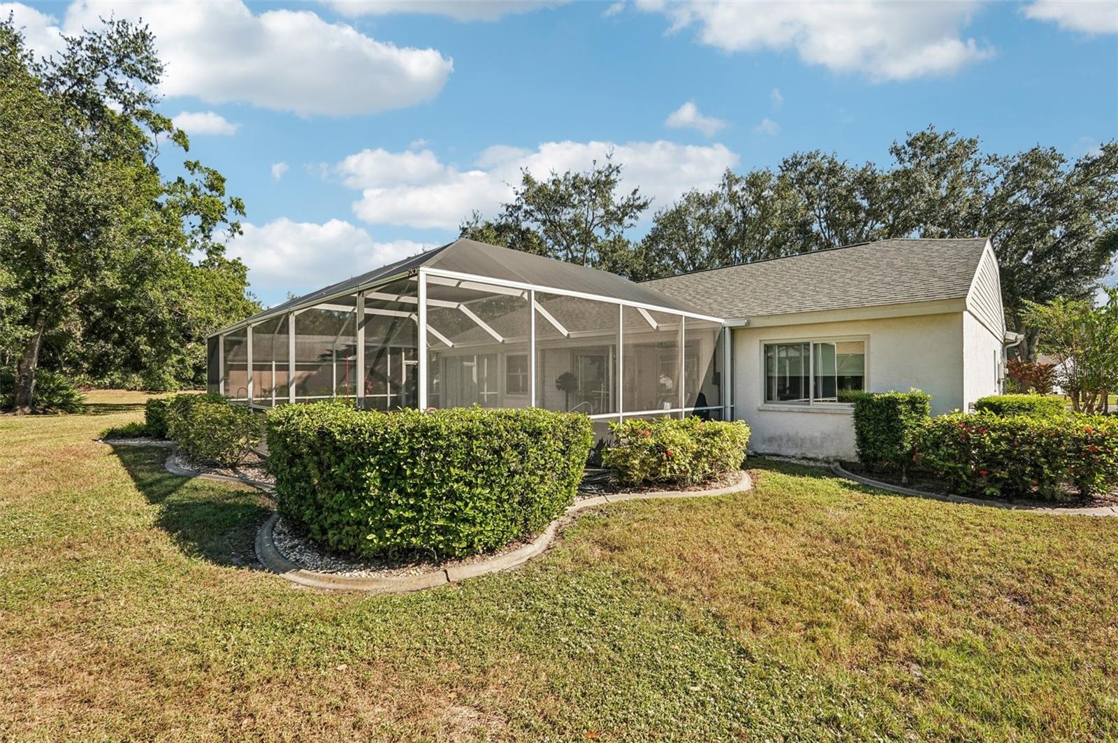 Image 30 of 39 For 3821 Garden Lakes Estates Drive