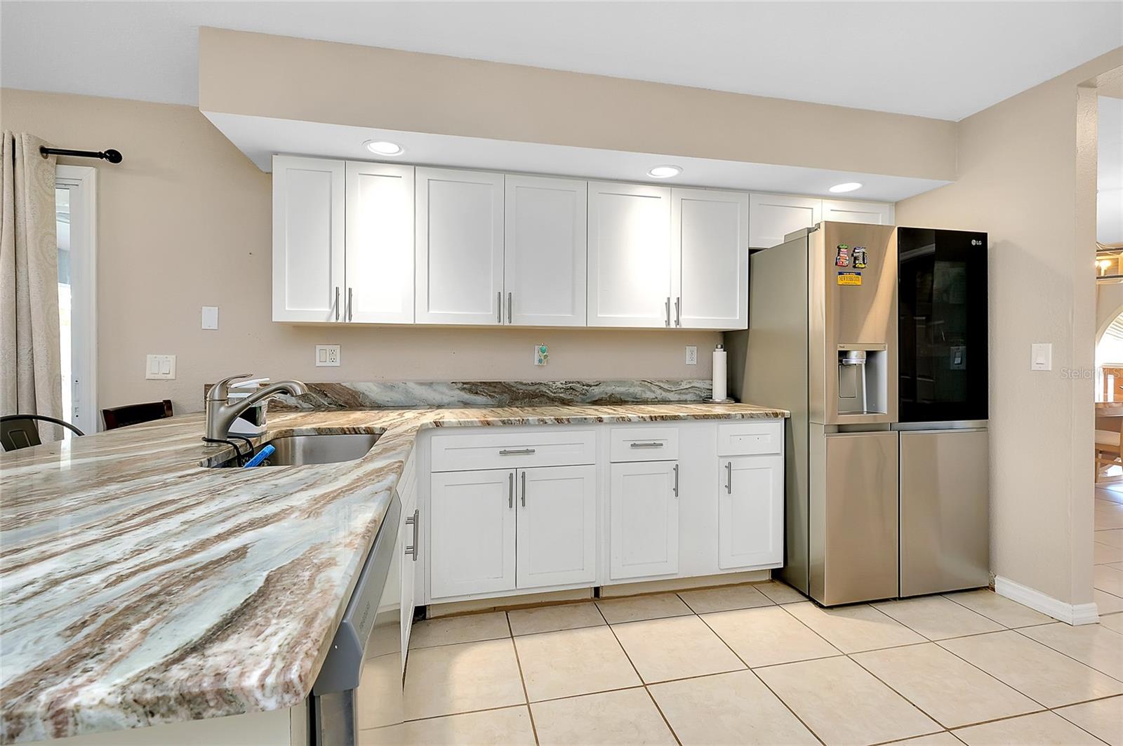 Image 11 of 48 For 22210 Hallstead Avenue