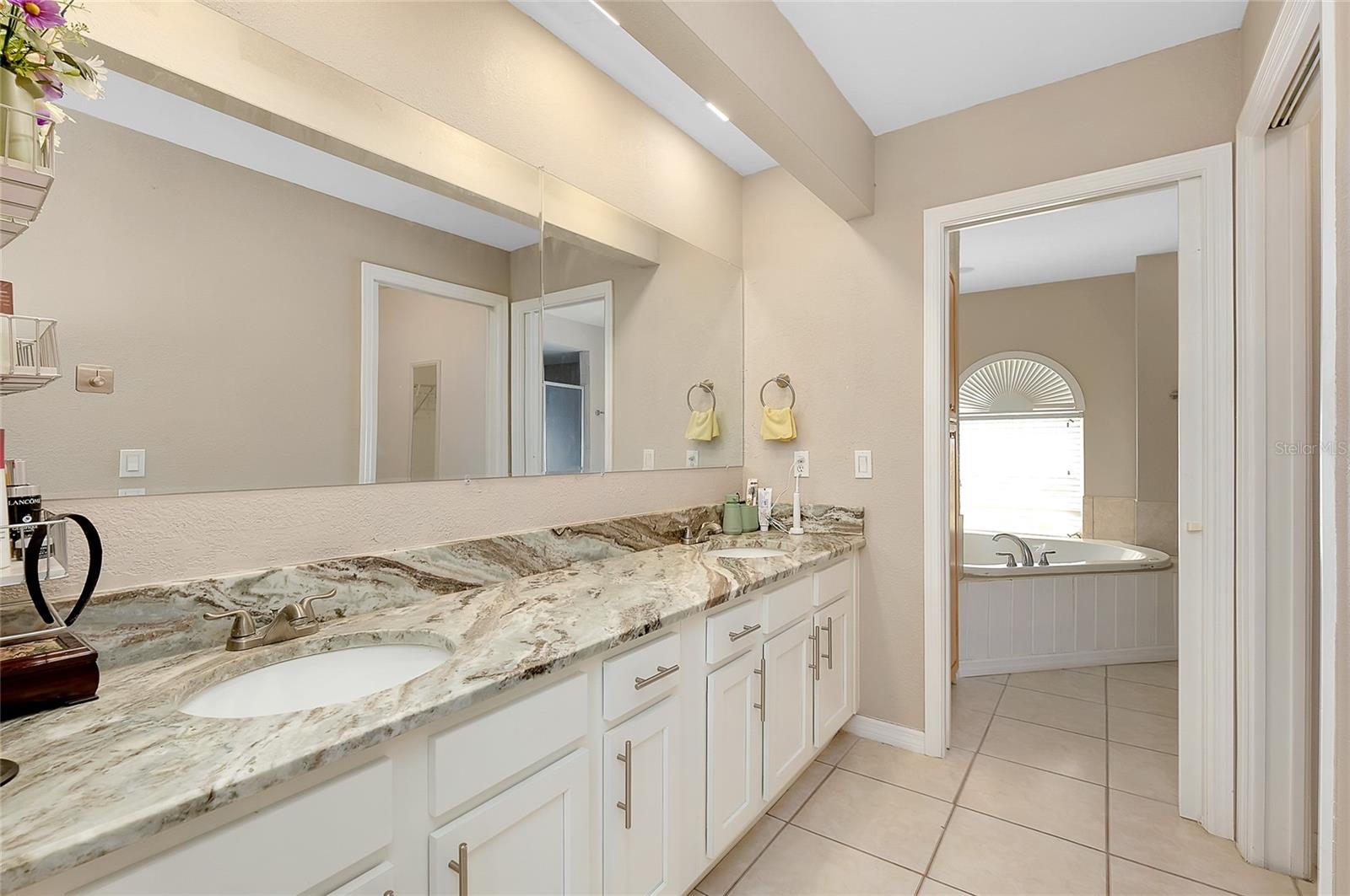 Image 23 of 48 For 22210 Hallstead Avenue