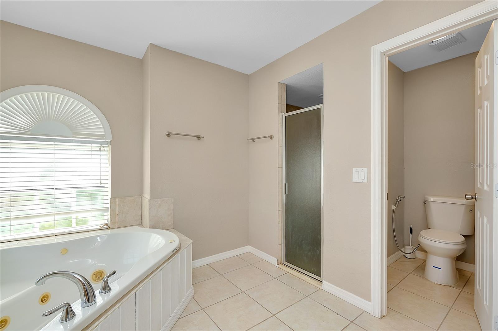 Image 25 of 48 For 22210 Hallstead Avenue