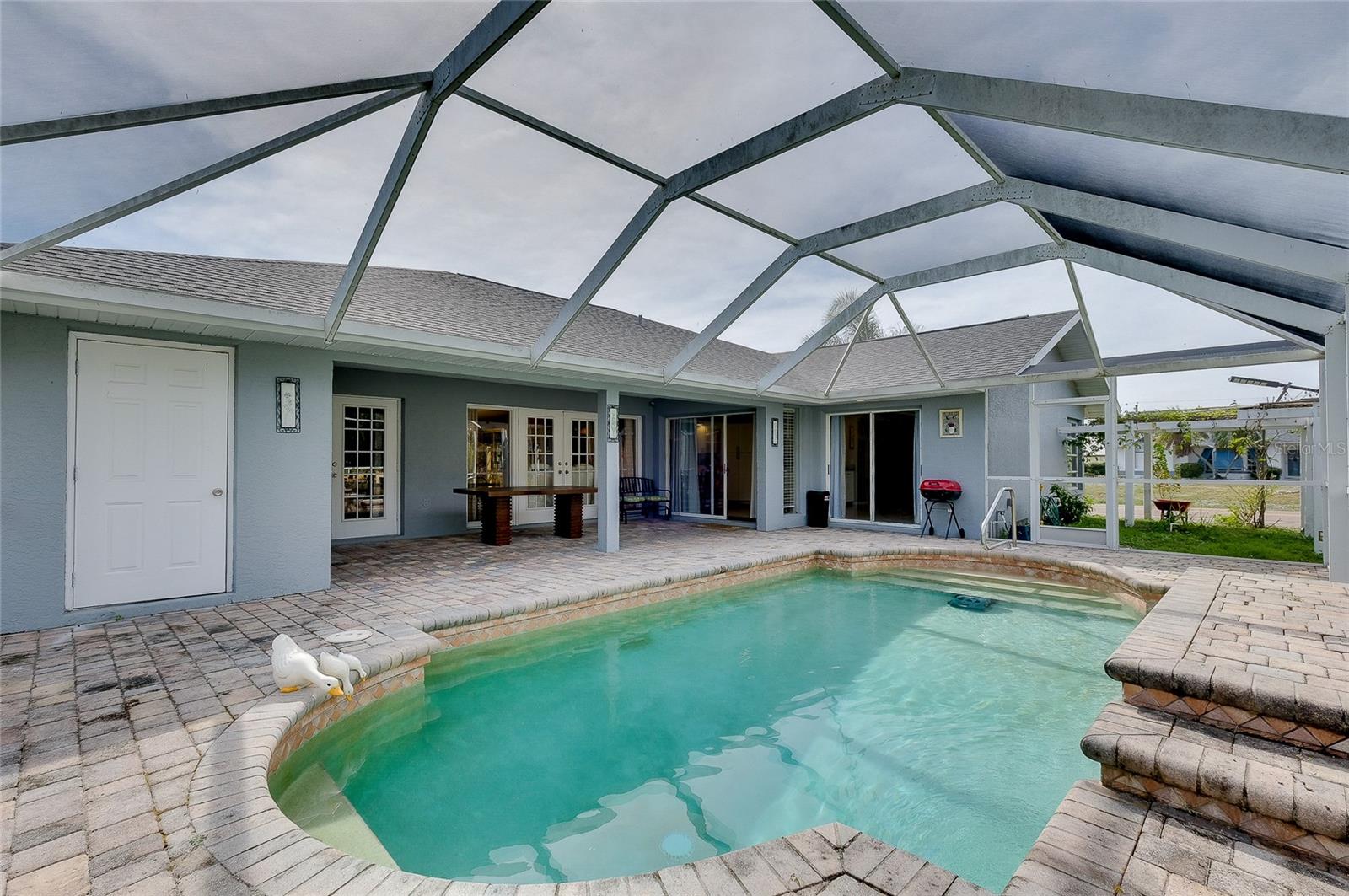 Image 31 of 48 For 22210 Hallstead Avenue