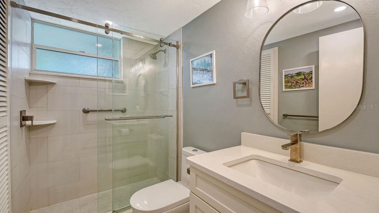 Image 35 of 86 For 4350 Chatham Drive 208