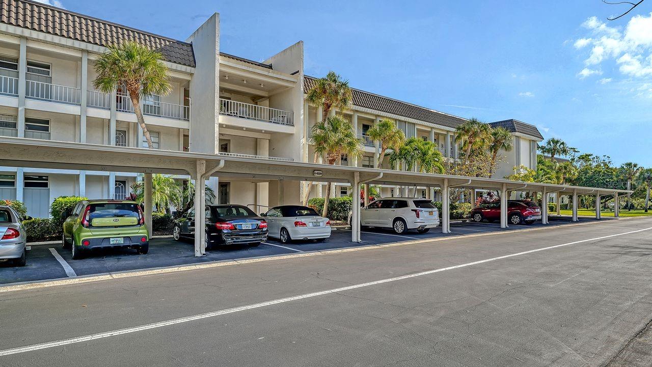 Image 6 of 86 For 4350 Chatham Drive 208