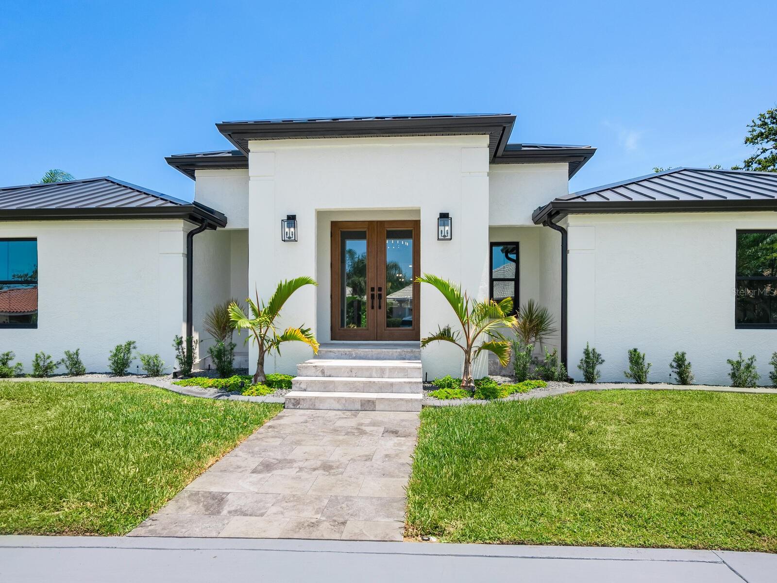 Image 2 of 70 For 180 Lookout Point Drive