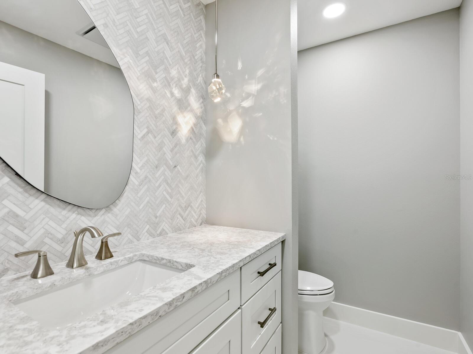 Image 27 of 70 For 180 Lookout Point Drive