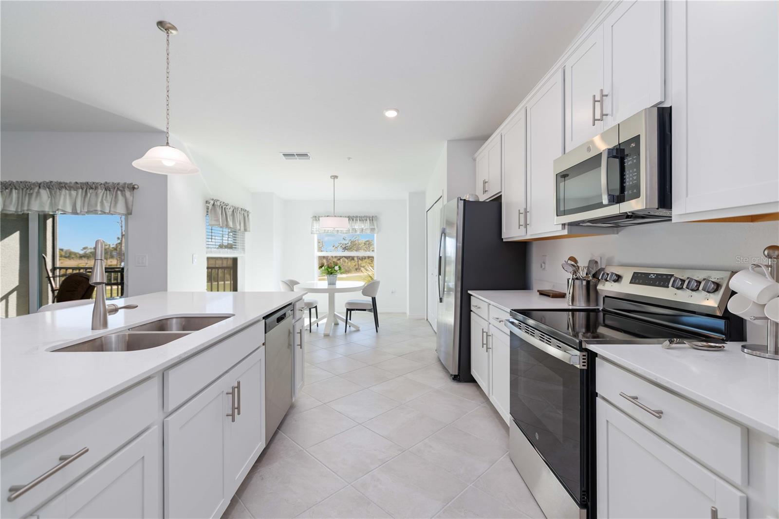 Image 12 of 43 For 17440 Opal Sands Drive 203