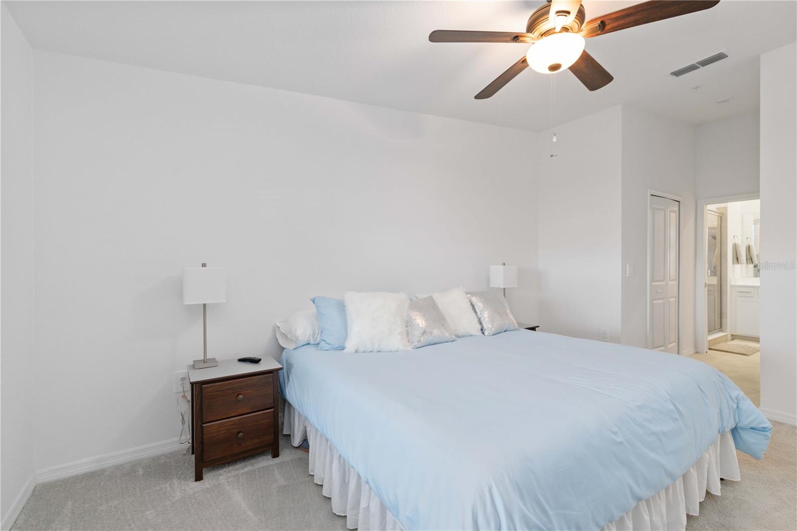 Image 24 of 43 For 17440 Opal Sands Drive 203