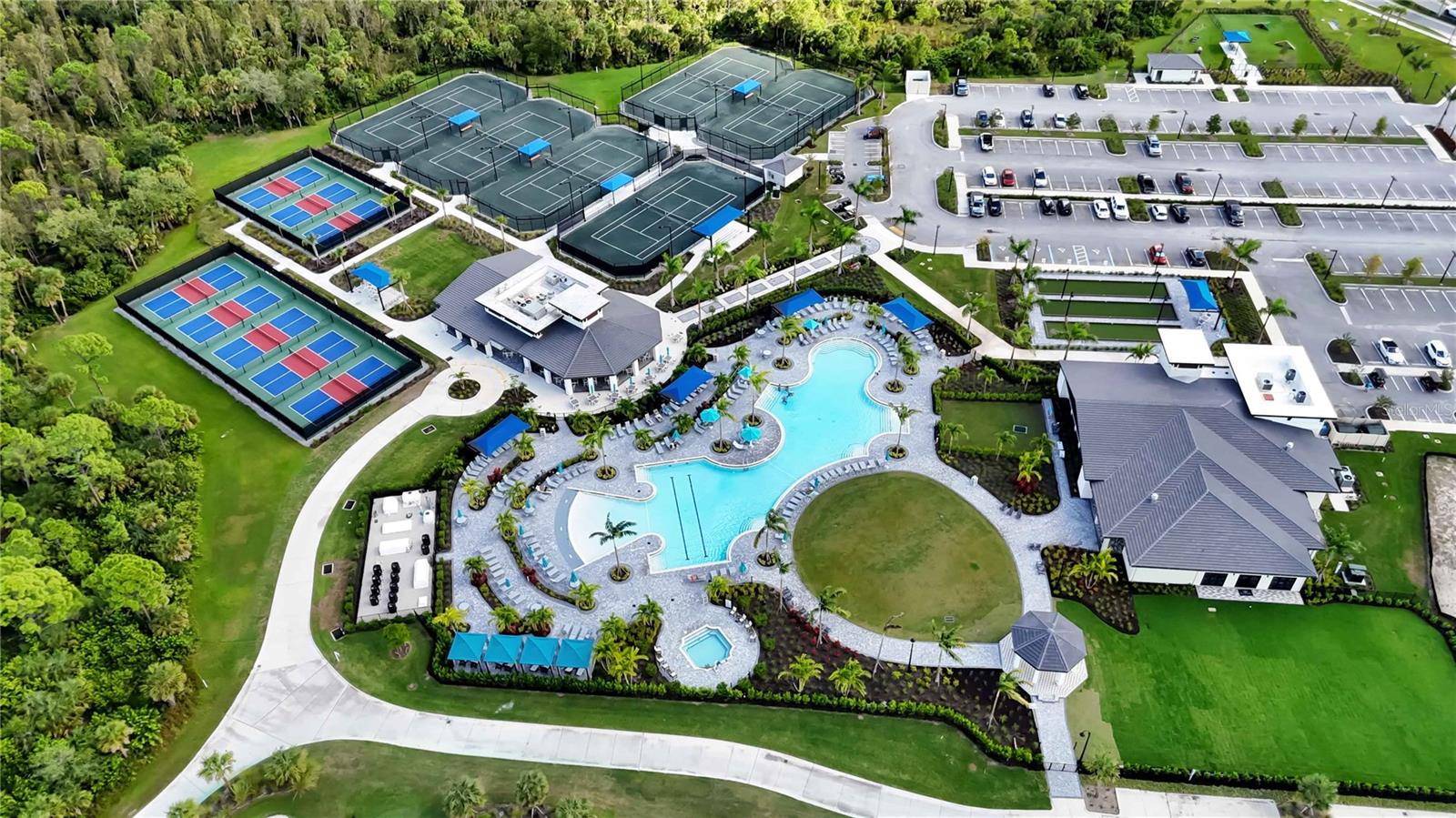 Image 38 of 43 For 17440 Opal Sands Drive 203