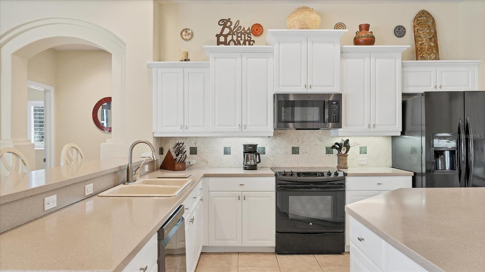 Image 18 of 52 For 10515 Cheval Place