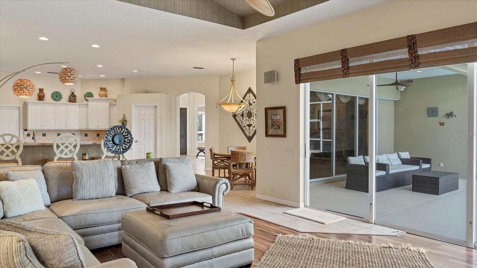 Image 21 of 52 For 10515 Cheval Place