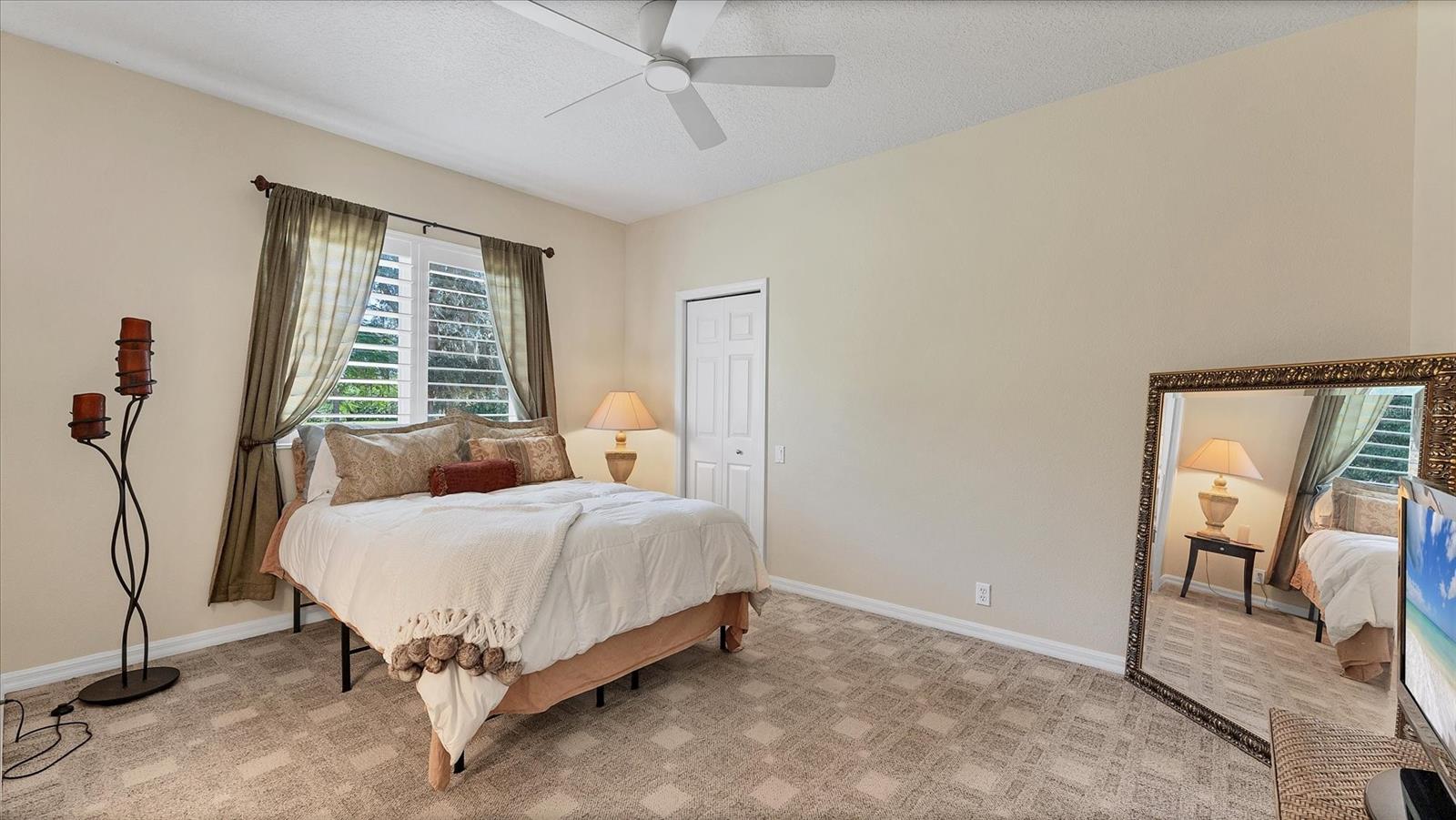 Image 33 of 52 For 10515 Cheval Place