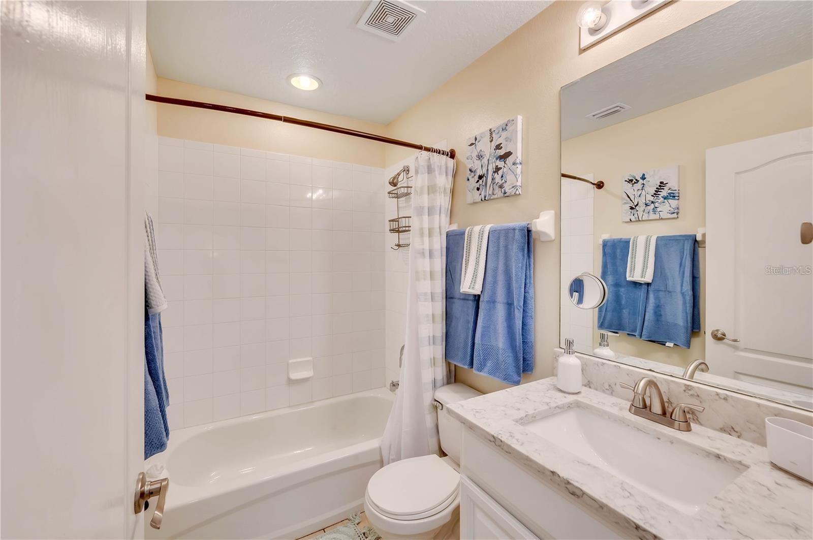 Image 19 of 35 For 280 Cape Harbour Loop 101