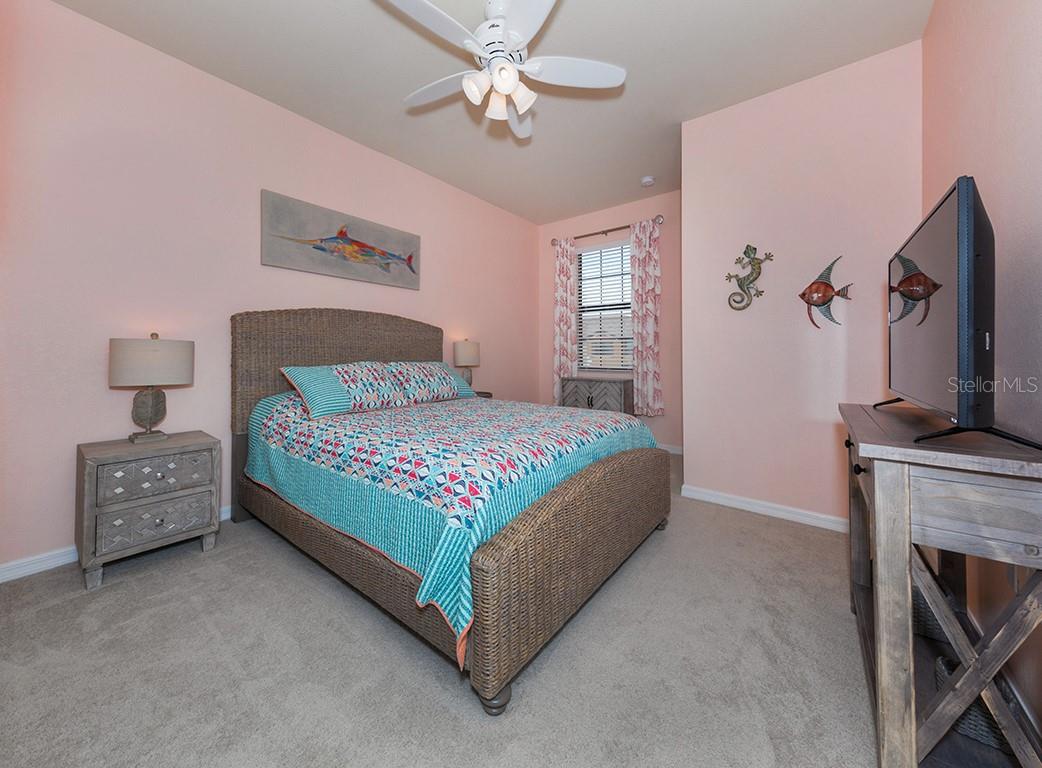 Image 21 of 50 For 20169 Lagente Circle