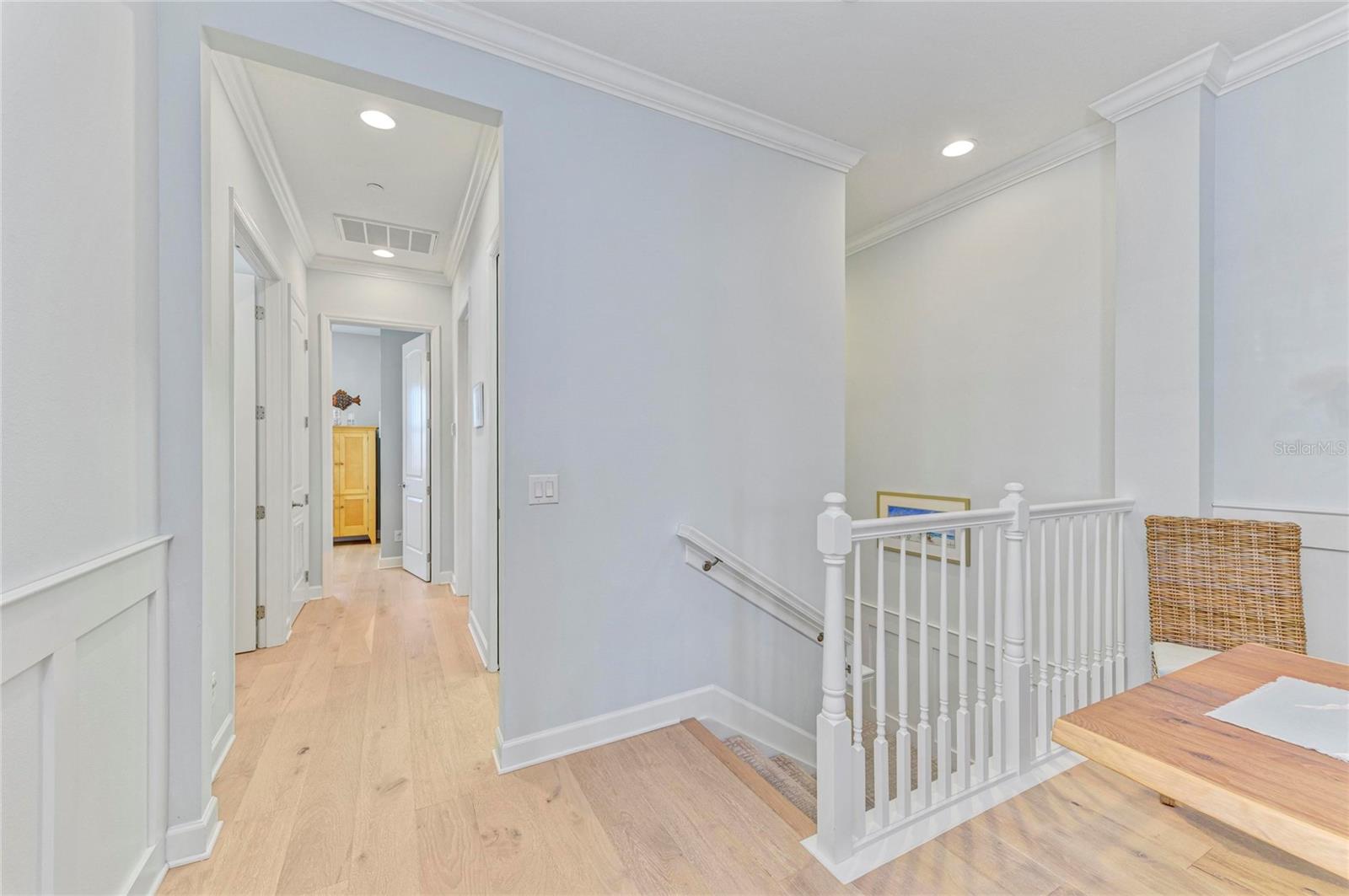 Image 10 of 99 For 348 Sapphire Lake Drive 201