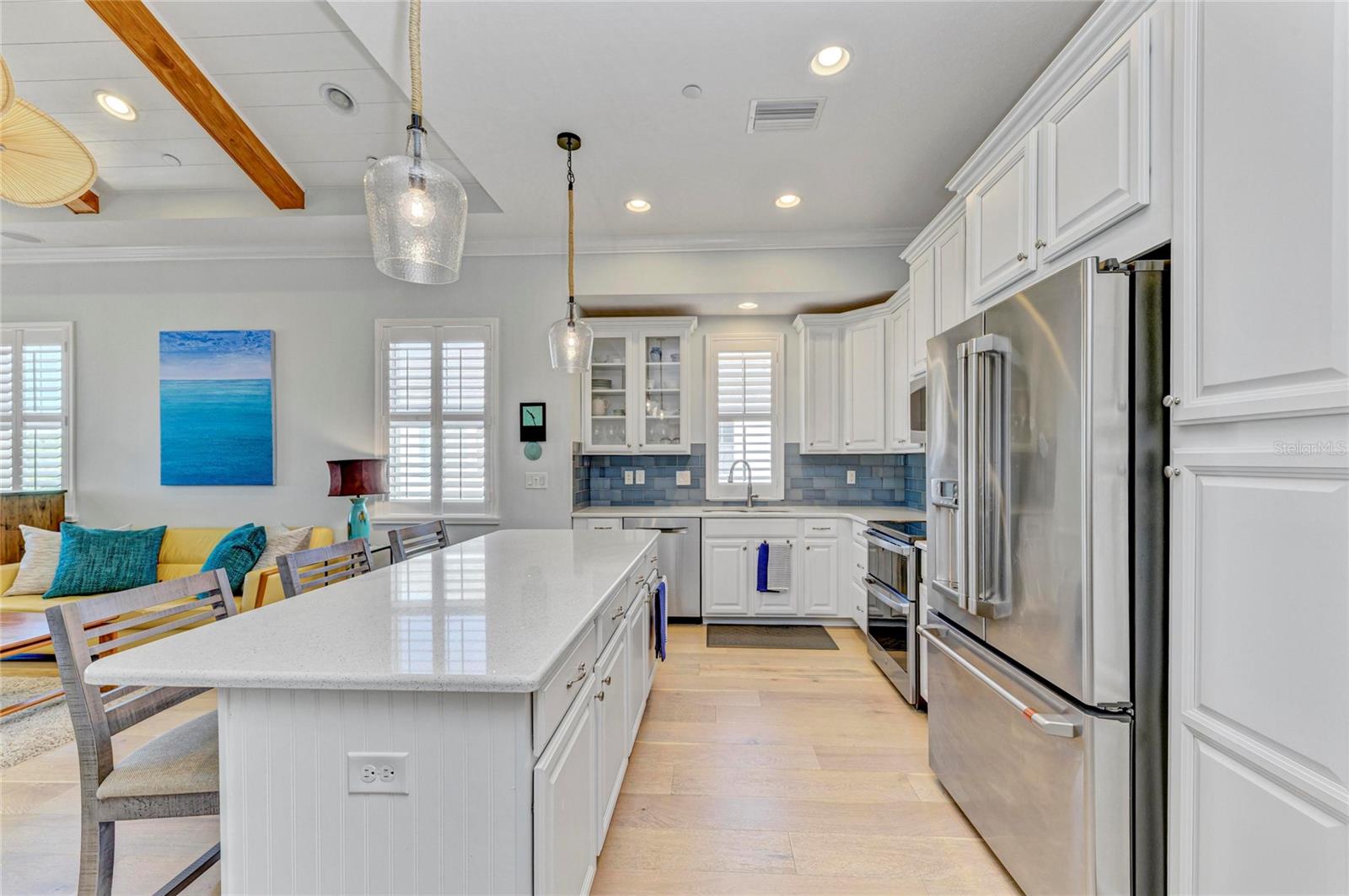 Image 15 of 99 For 348 Sapphire Lake Drive 201