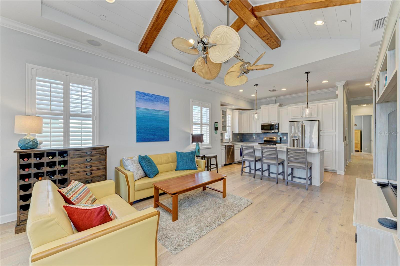 Image 19 of 99 For 348 Sapphire Lake Drive 201