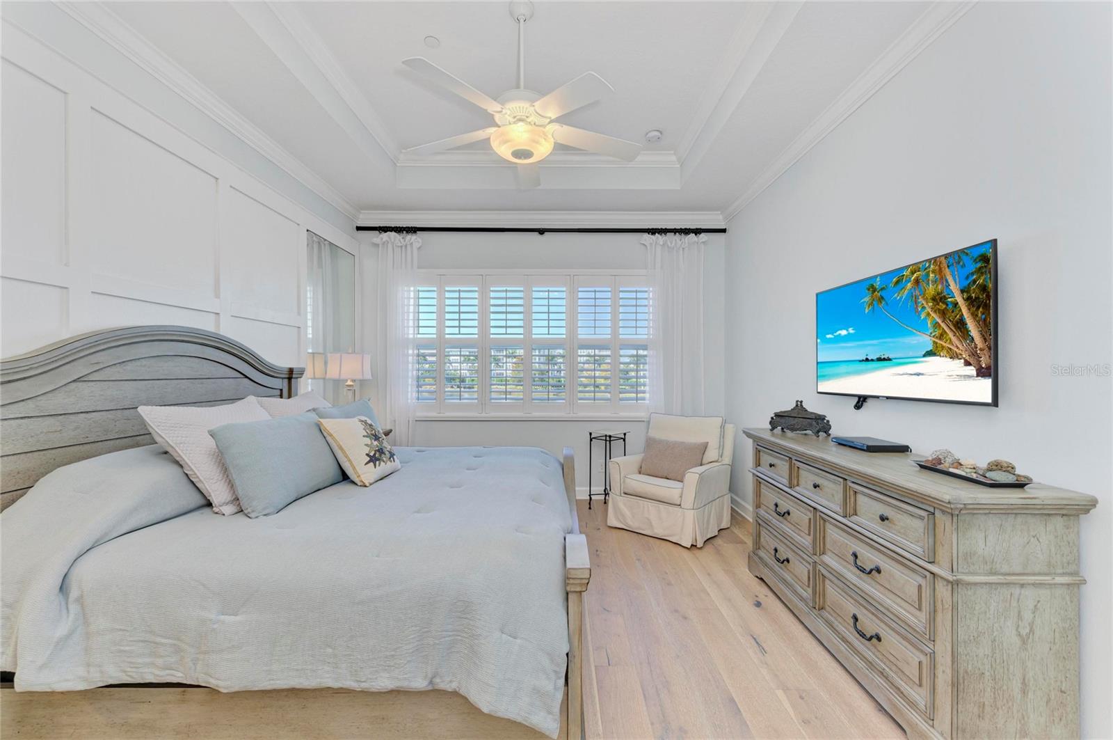 Image 29 of 99 For 348 Sapphire Lake Drive 201