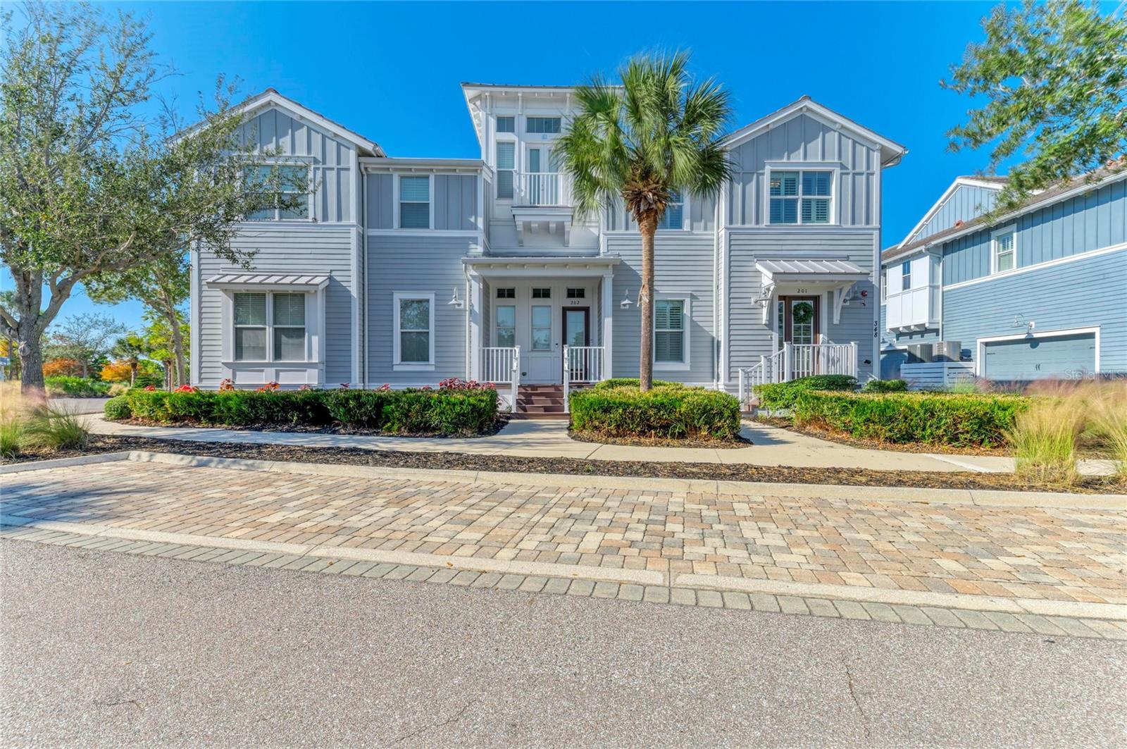 Image 6 of 99 For 348 Sapphire Lake Drive 201