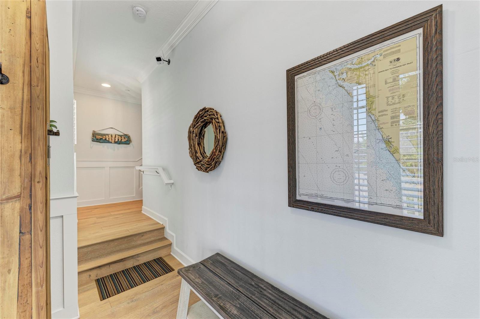 Image 8 of 99 For 348 Sapphire Lake Drive 201