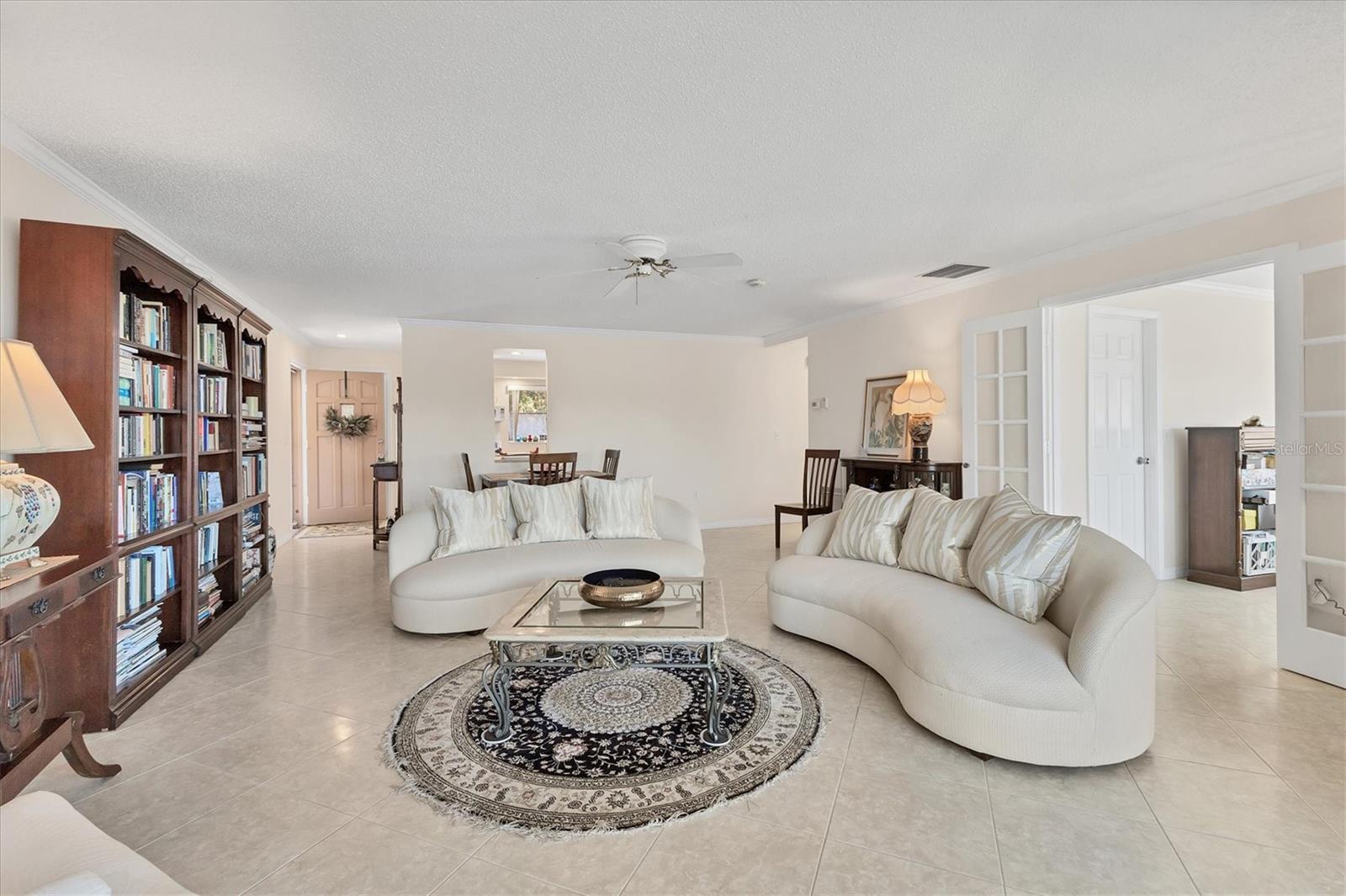 Image 11 of 52 For 4450 Narraganset Trail 95a