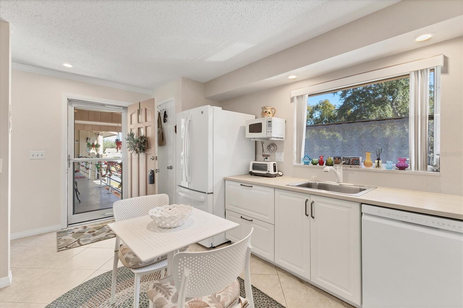 Image 12 of 52 For 4450 Narraganset Trail 95a