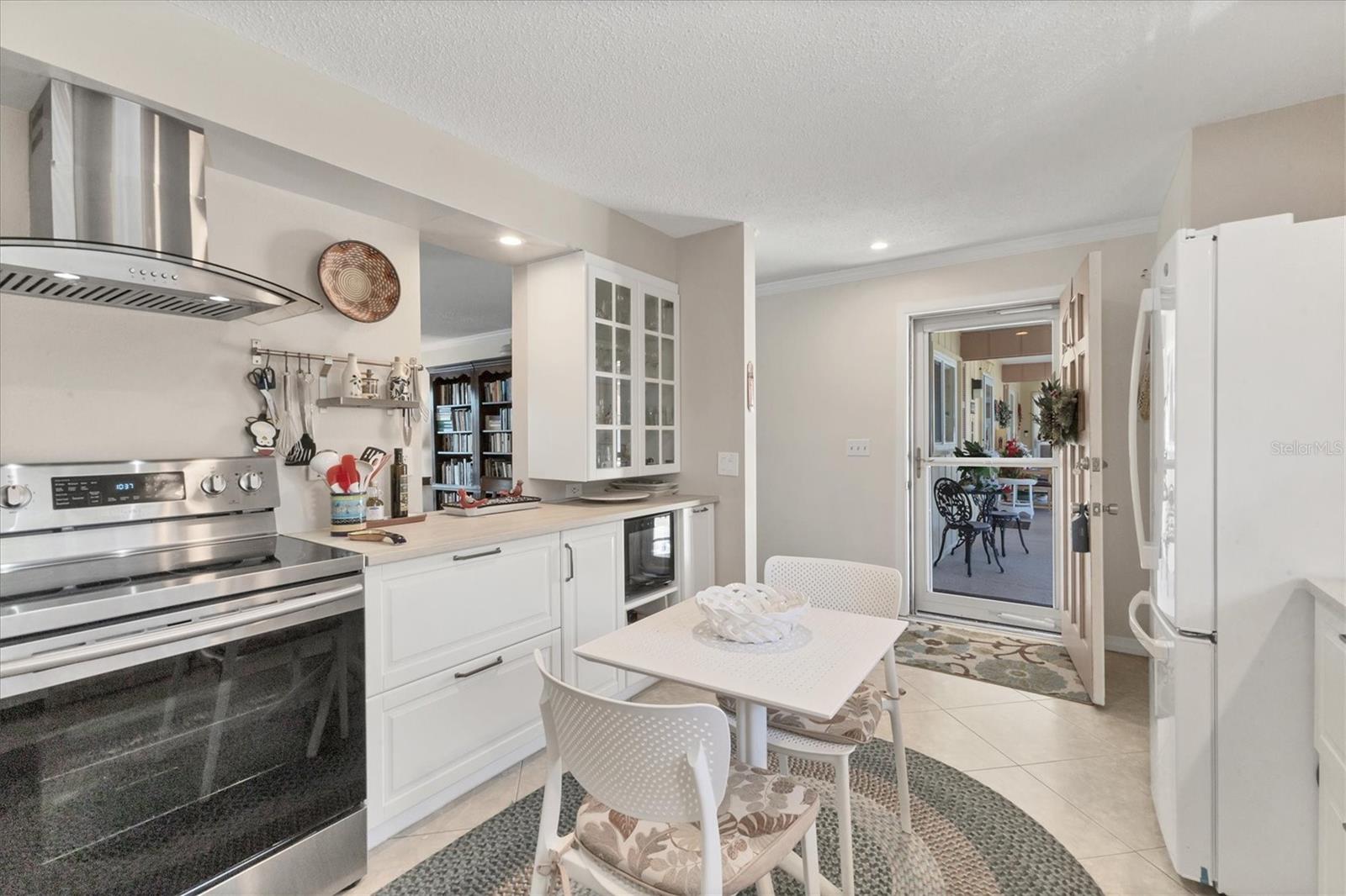 Image 13 of 52 For 4450 Narraganset Trail 95a