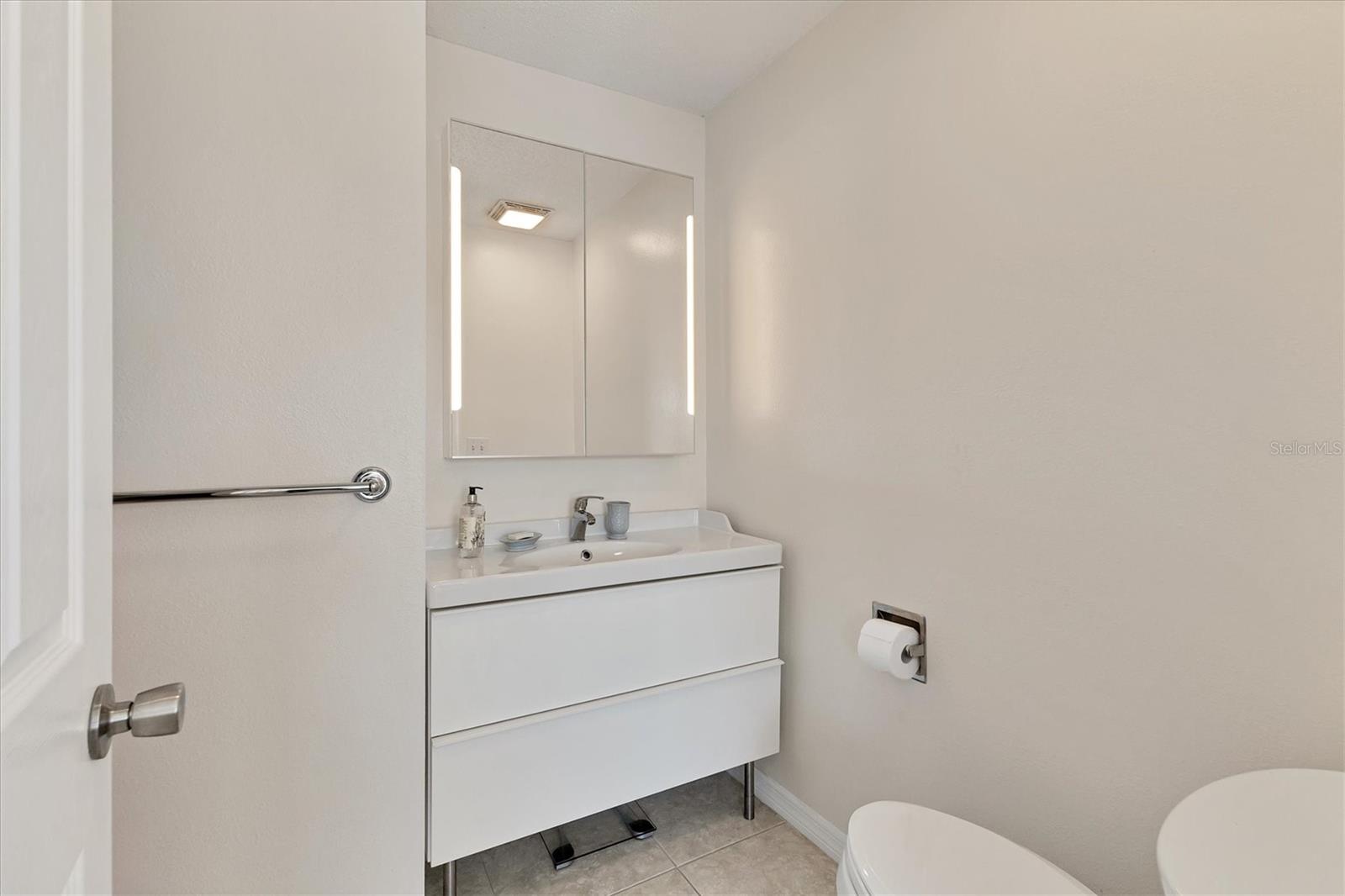 Image 21 of 52 For 4450 Narraganset Trail 95a