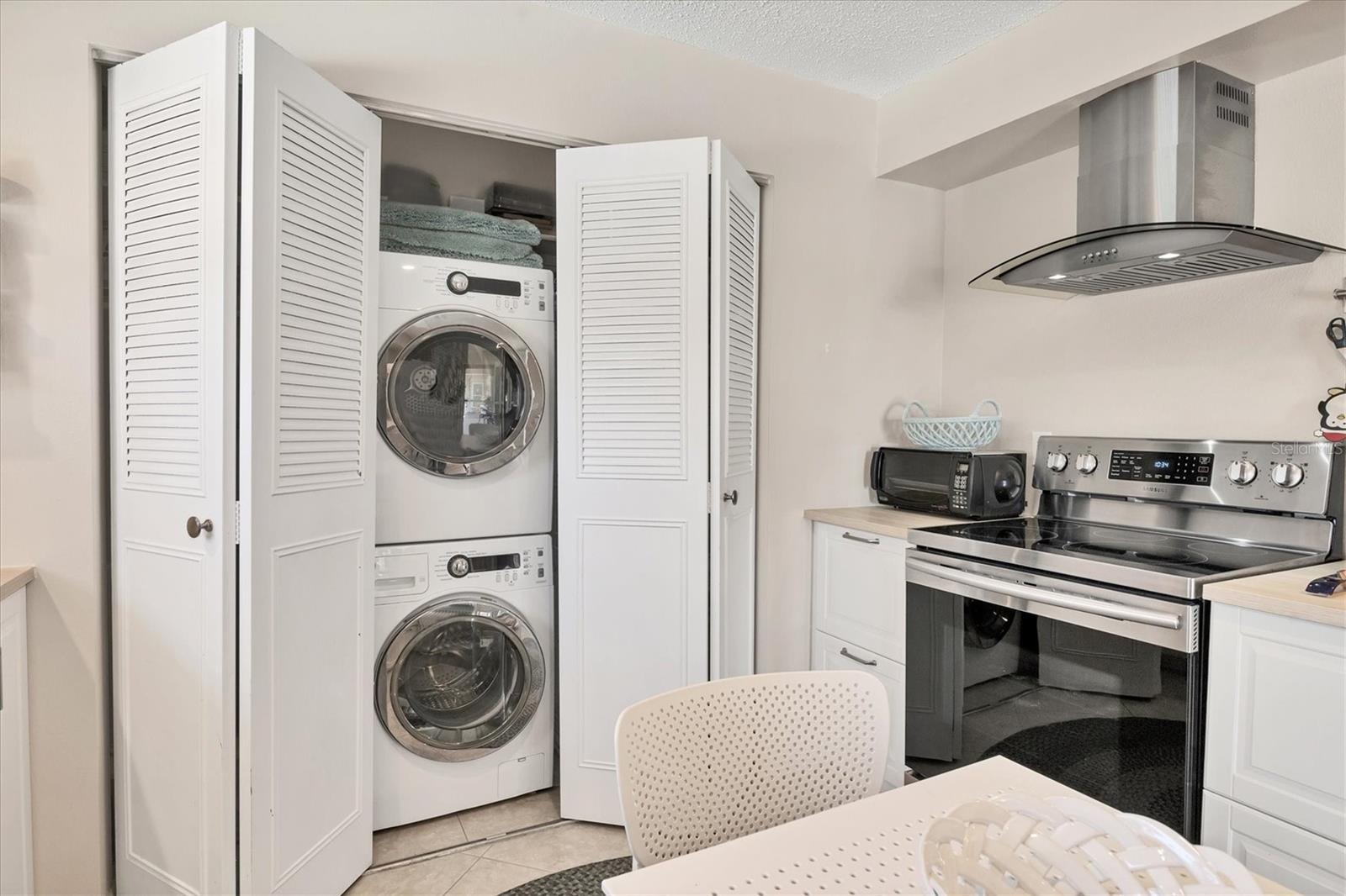 Image 23 of 52 For 4450 Narraganset Trail 95a