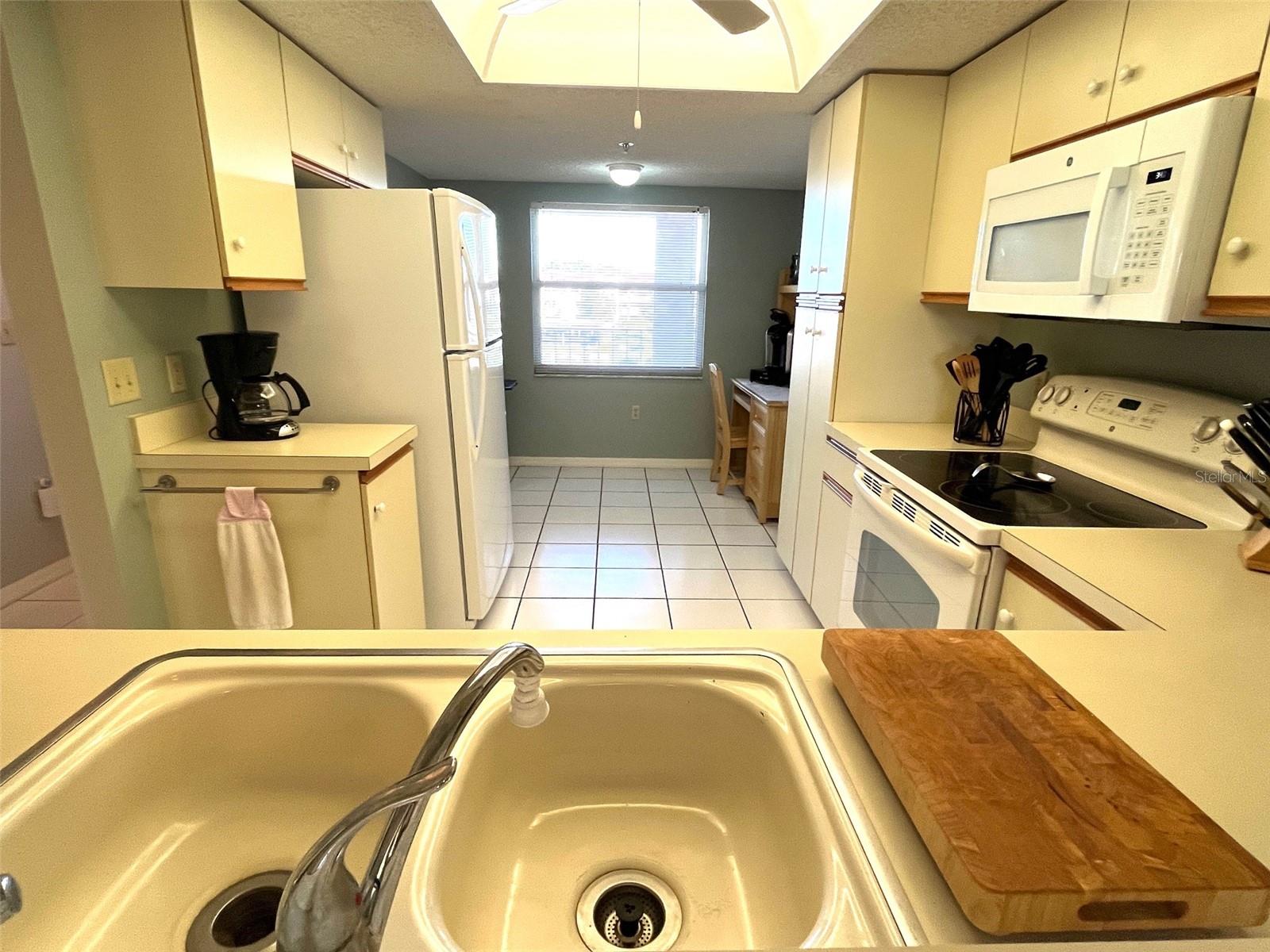 Image 21 of 59 For 6501 Stone River Rd  306